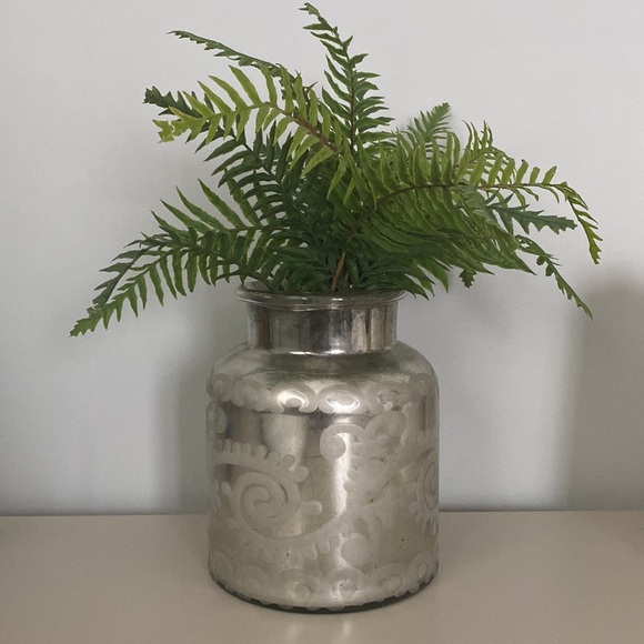 Mercury Glass inspired vase - Picture 3 of 6